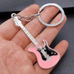 GANTUNGAN KUNCI GITAR